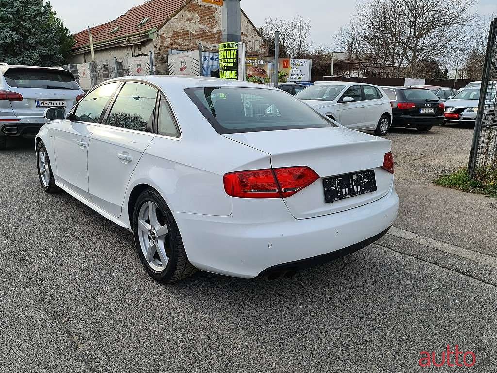 2010' Audi A4 photo #3