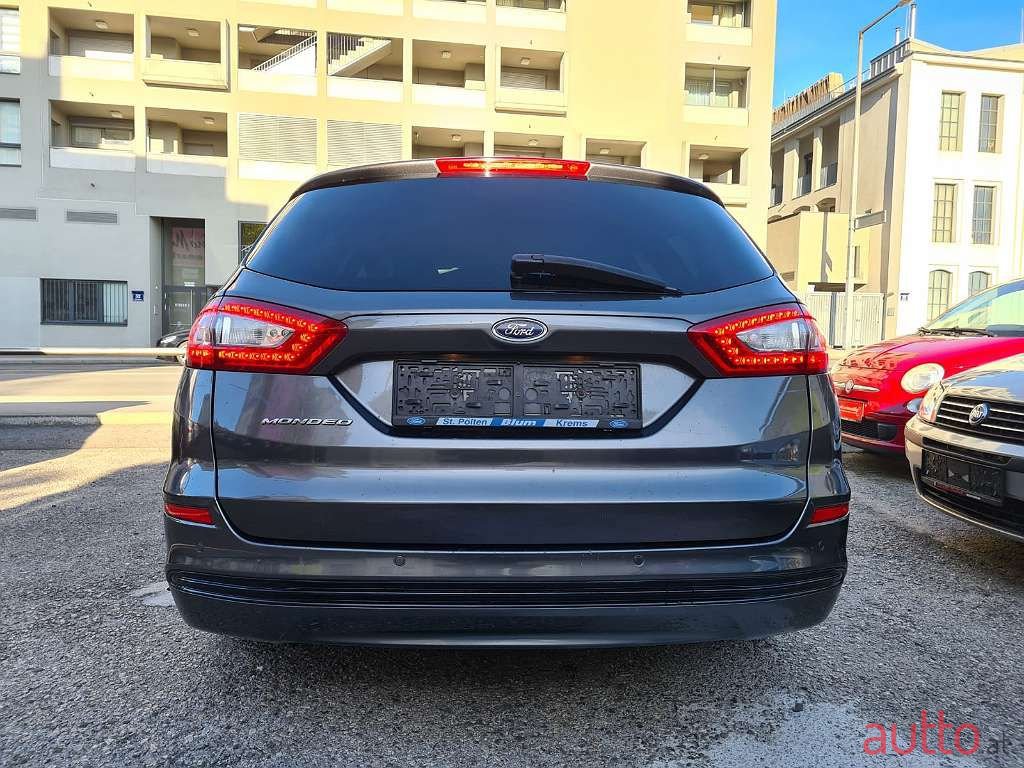 2015' Ford Mondeo photo #5