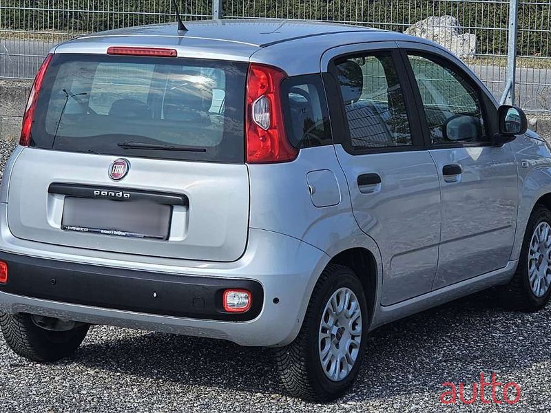 2014' Fiat Panda photo #5