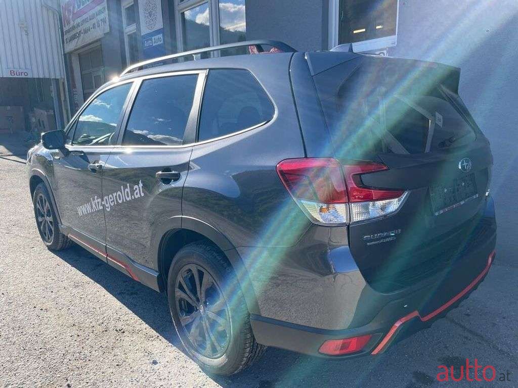 2023' Subaru Forester photo #6