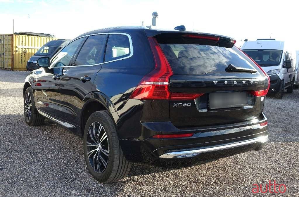 2021' Volvo XC60 photo #5