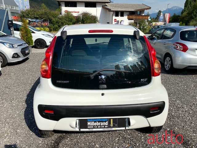 2010' Peugeot 107 photo #4