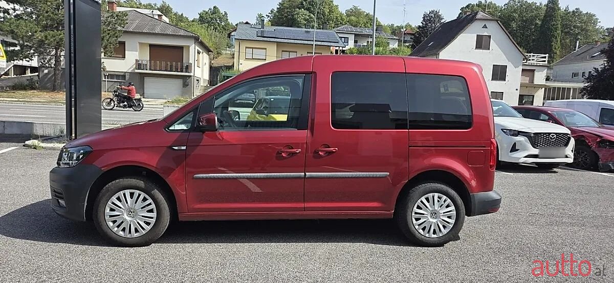 2018' Volkswagen Caddy photo #5