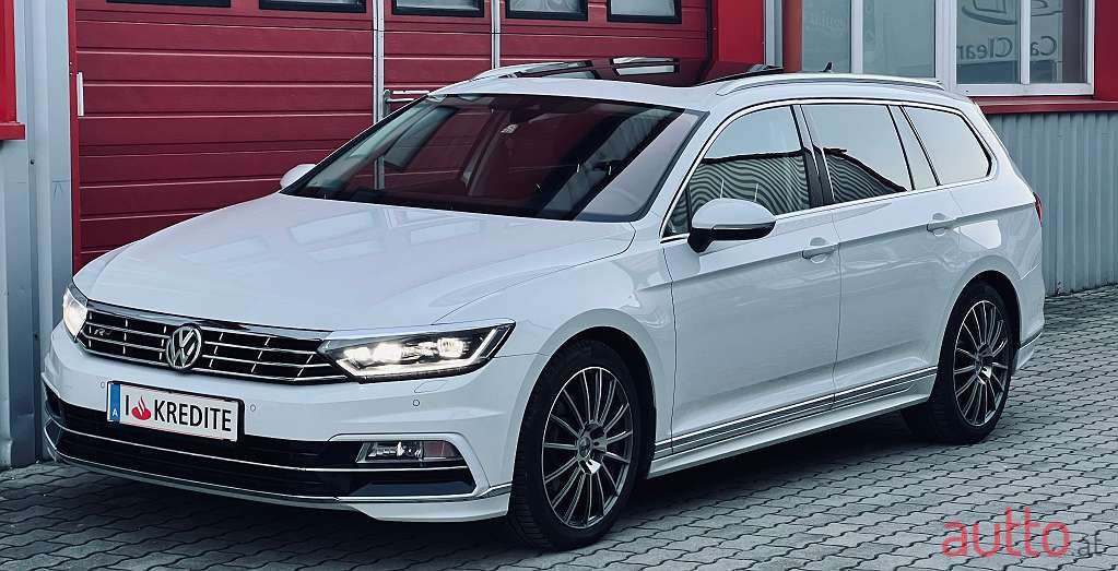 2017' Volkswagen Passat photo #1