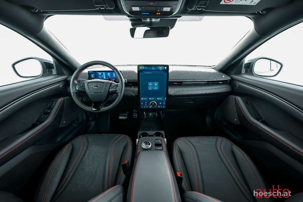 2024' Ford Mustang Mach-E photo #4