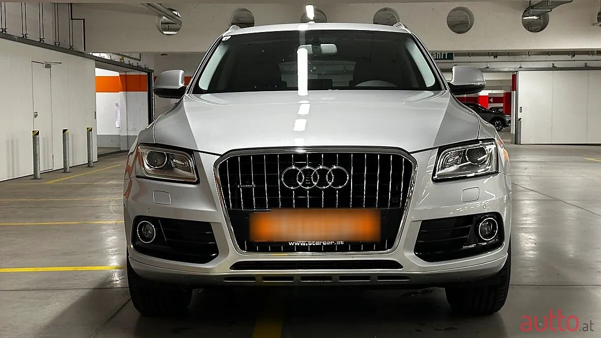 2012' Audi Q5 photo #4