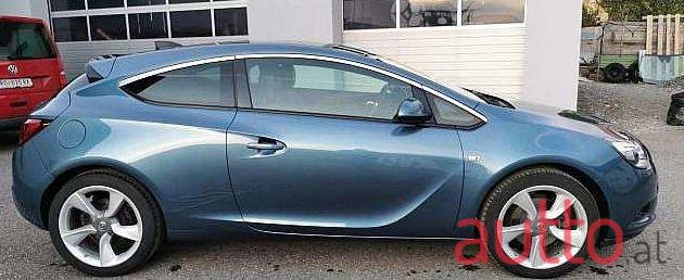 2016' Opel Astra photo #1