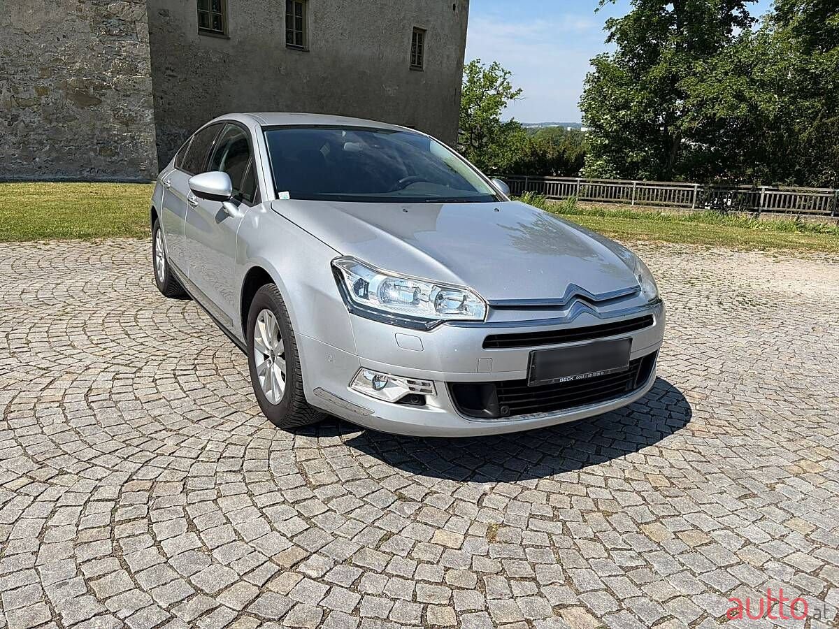 2013' Citroen C5 photo #2