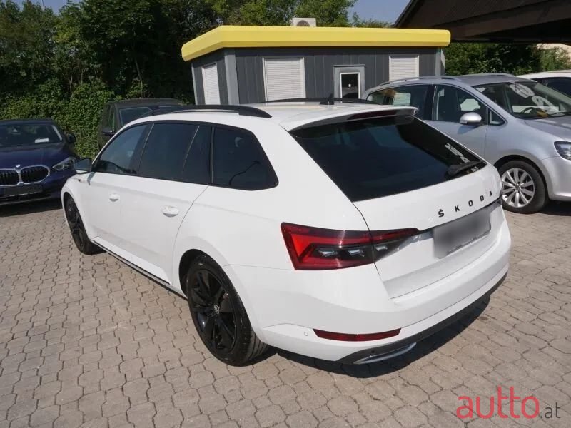 2020' Skoda Superb photo #4