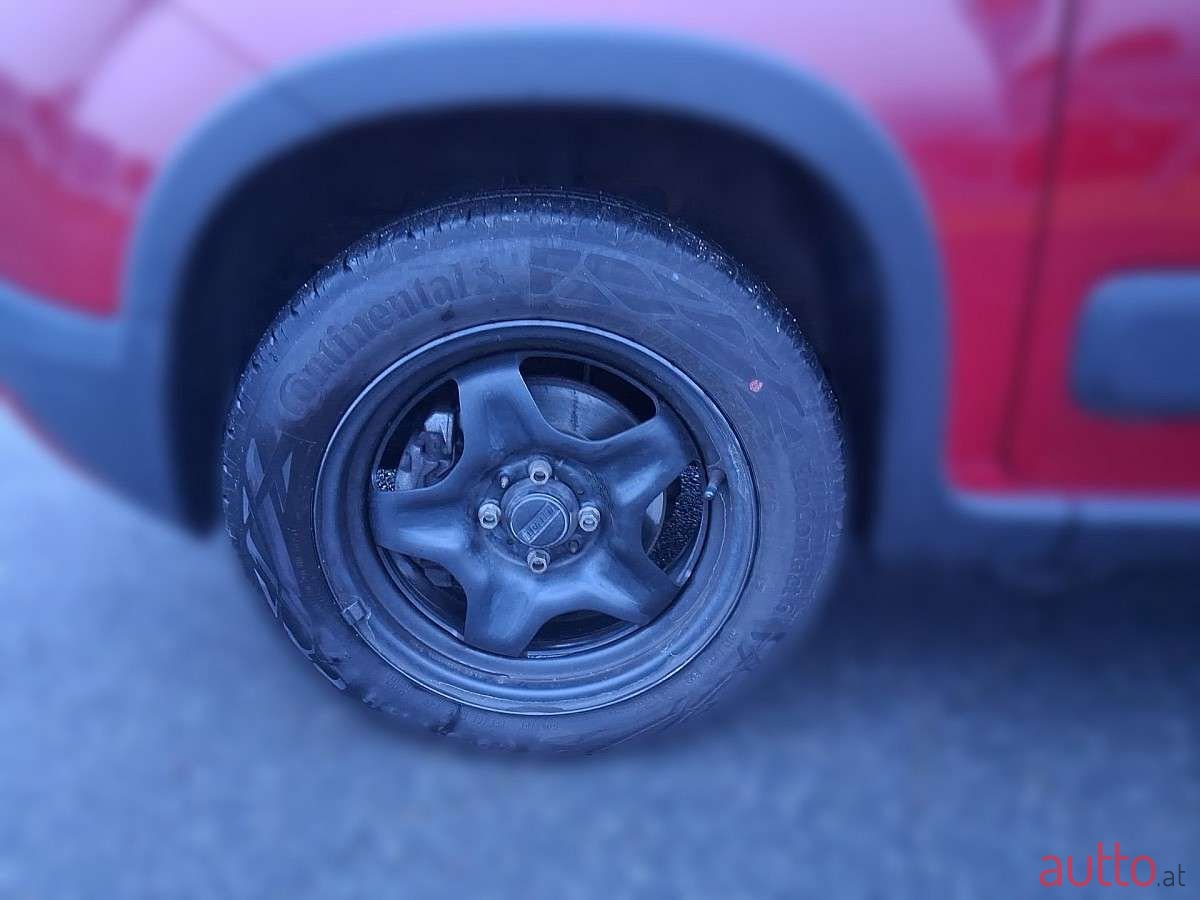 2023' Fiat Panda photo #3