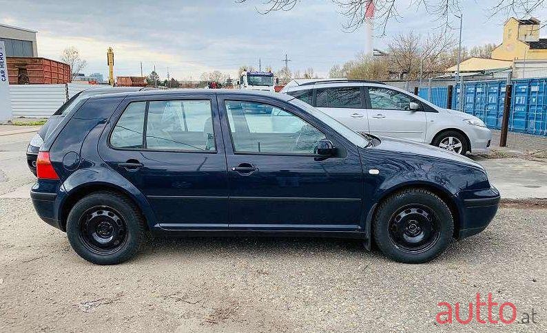 1999' Volkswagen Golf photo #1
