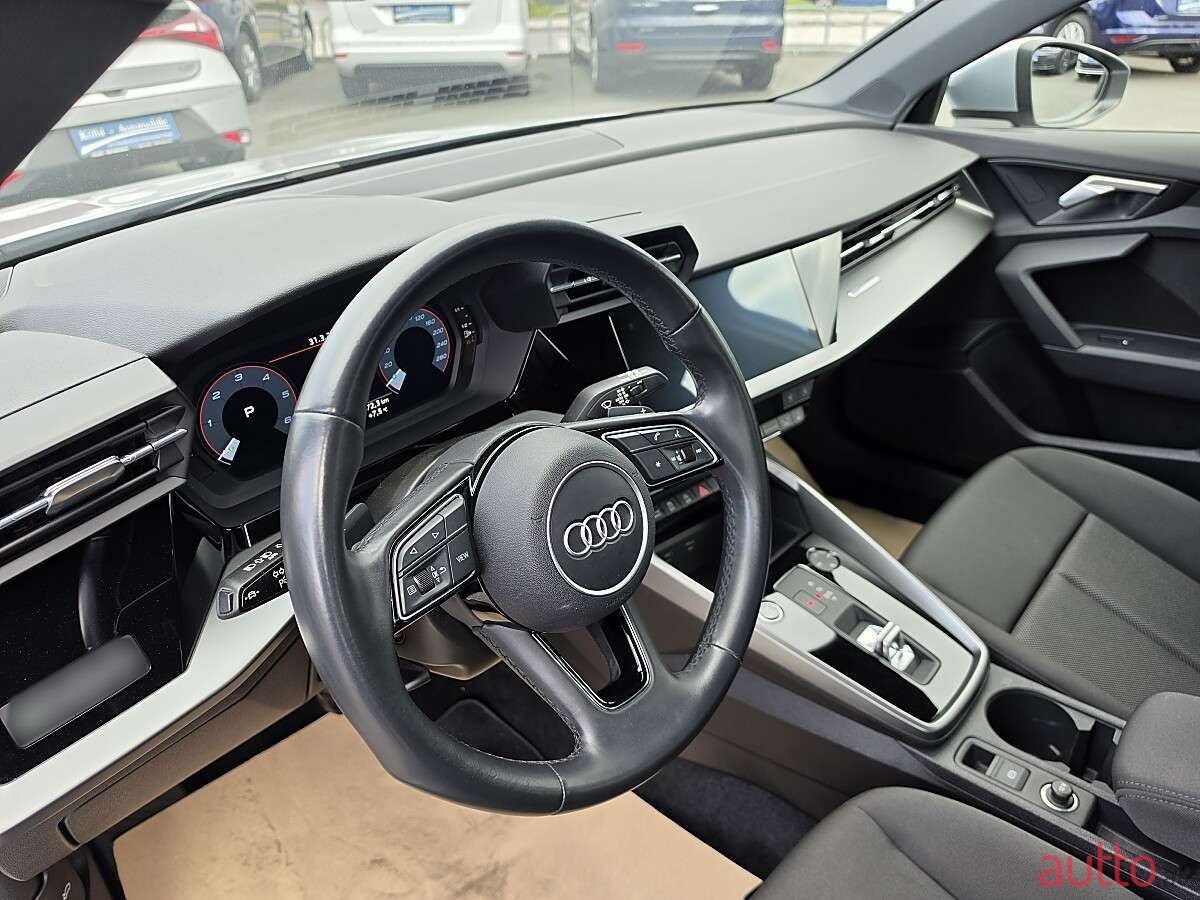 2022' Audi A3 photo #3