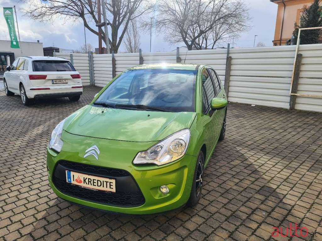 2011' Citroen C3 photo #4