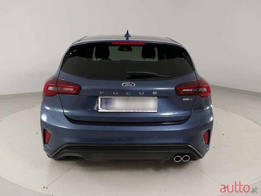 2023' Ford Focus photo #3