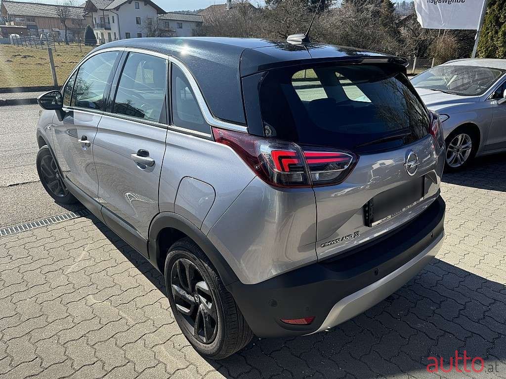 2020' Opel Crossland photo #6