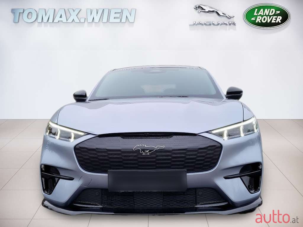 2022' Ford Mustang Mach-E photo #2