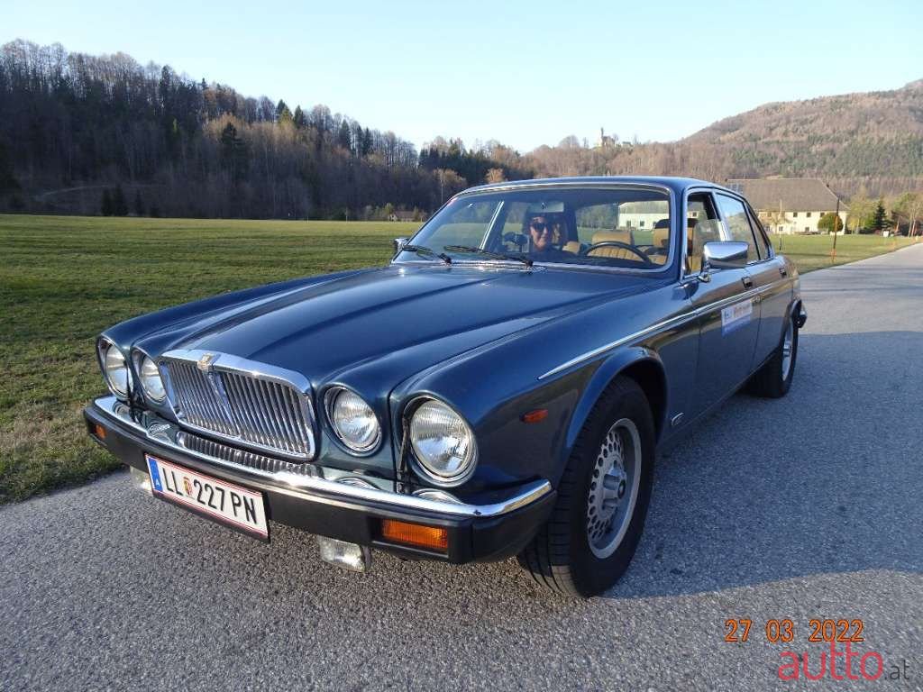 1982' Jaguar XJ photo #2
