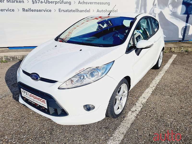 2010' Ford Fiesta photo #1