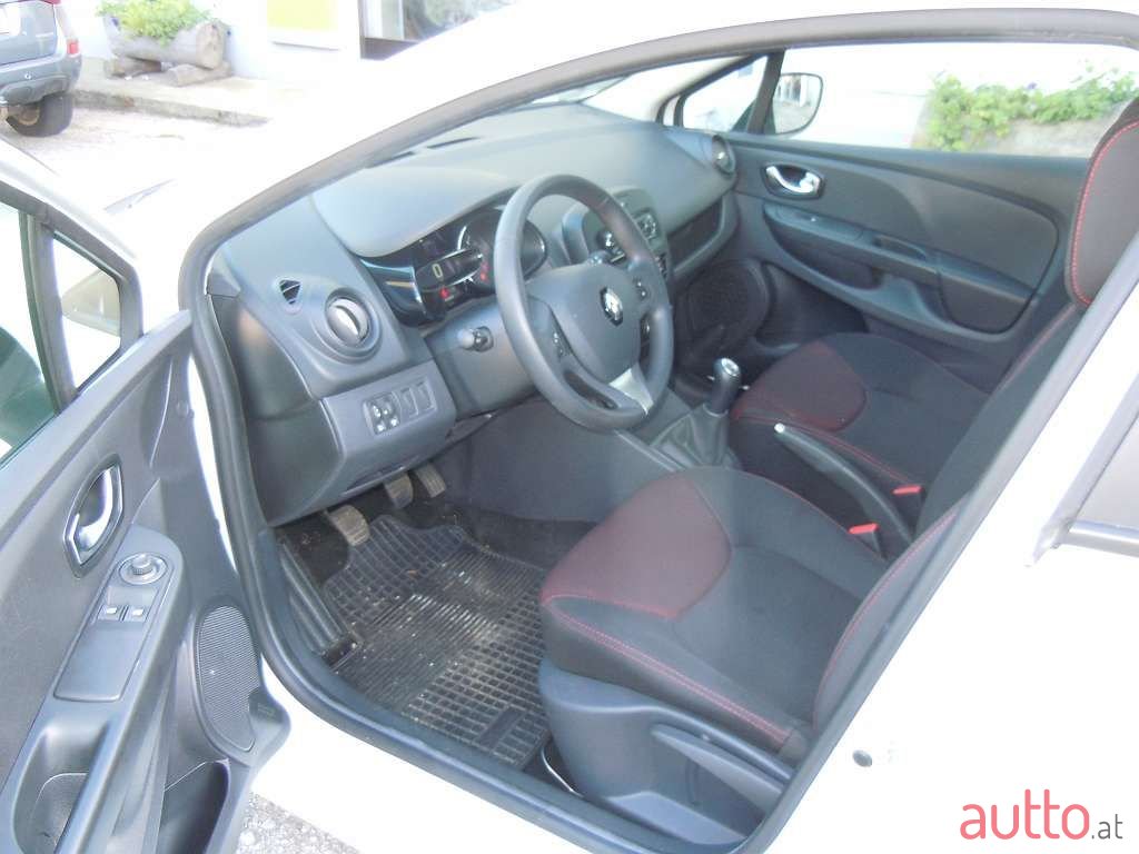 2016' Renault Clio photo #6