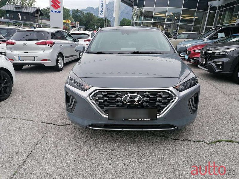 2019' Hyundai Ioniq photo #1