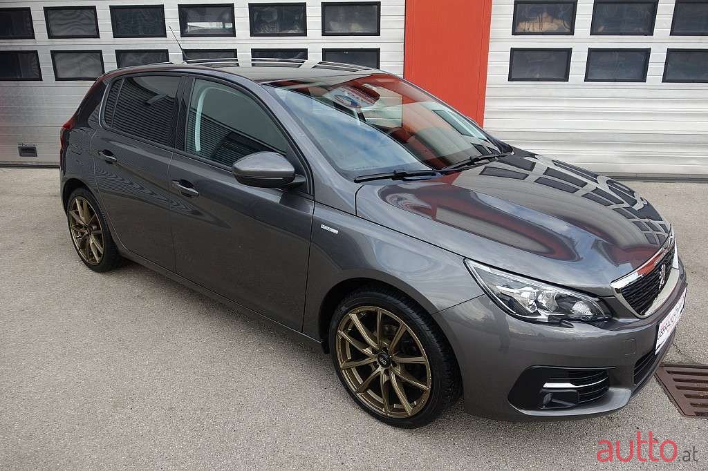 2020' Peugeot 308 photo #3