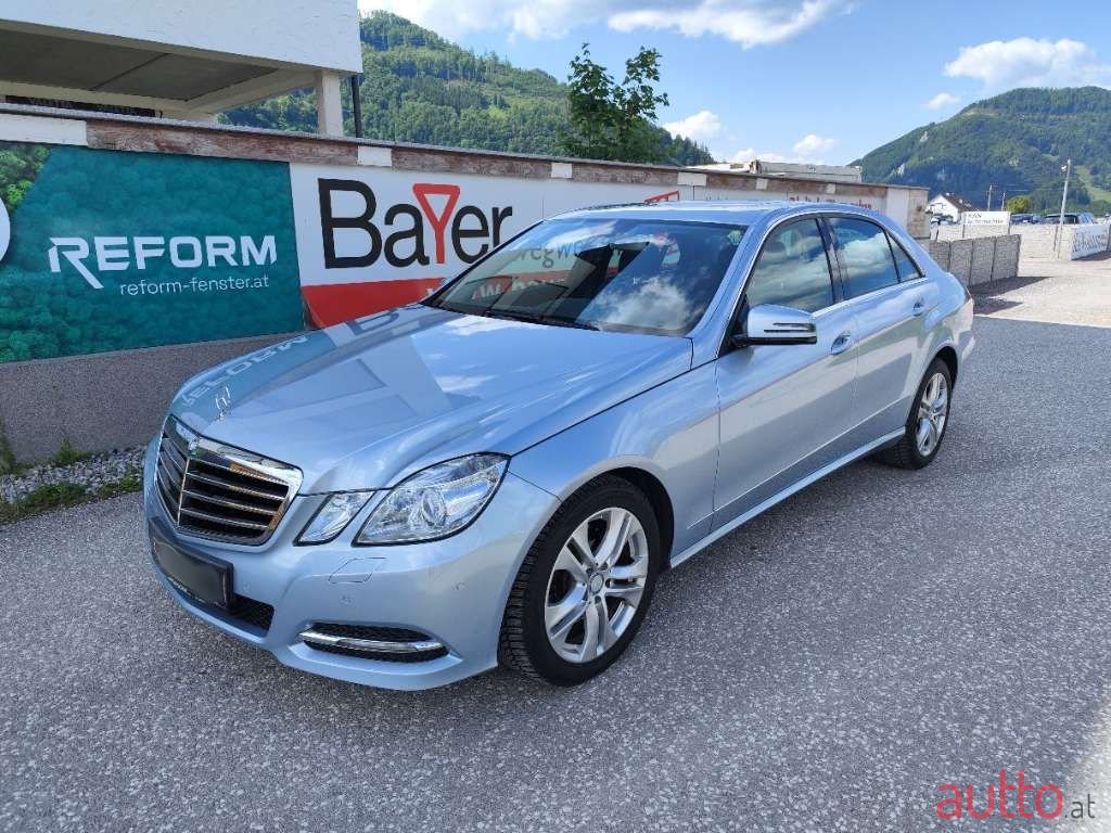 2012' Mercedes-Benz E-Klasse photo #1