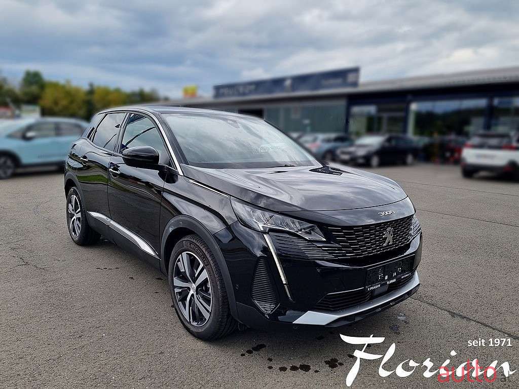 2022' Peugeot 3008 photo #4