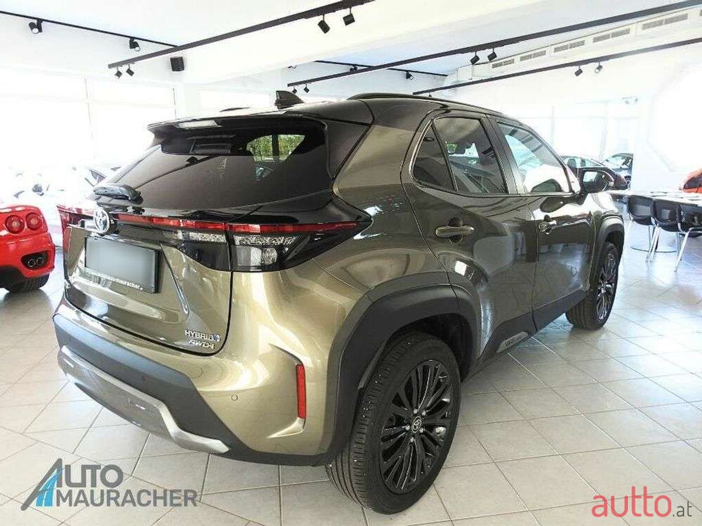 2023' Toyota Yaris Cross photo #3