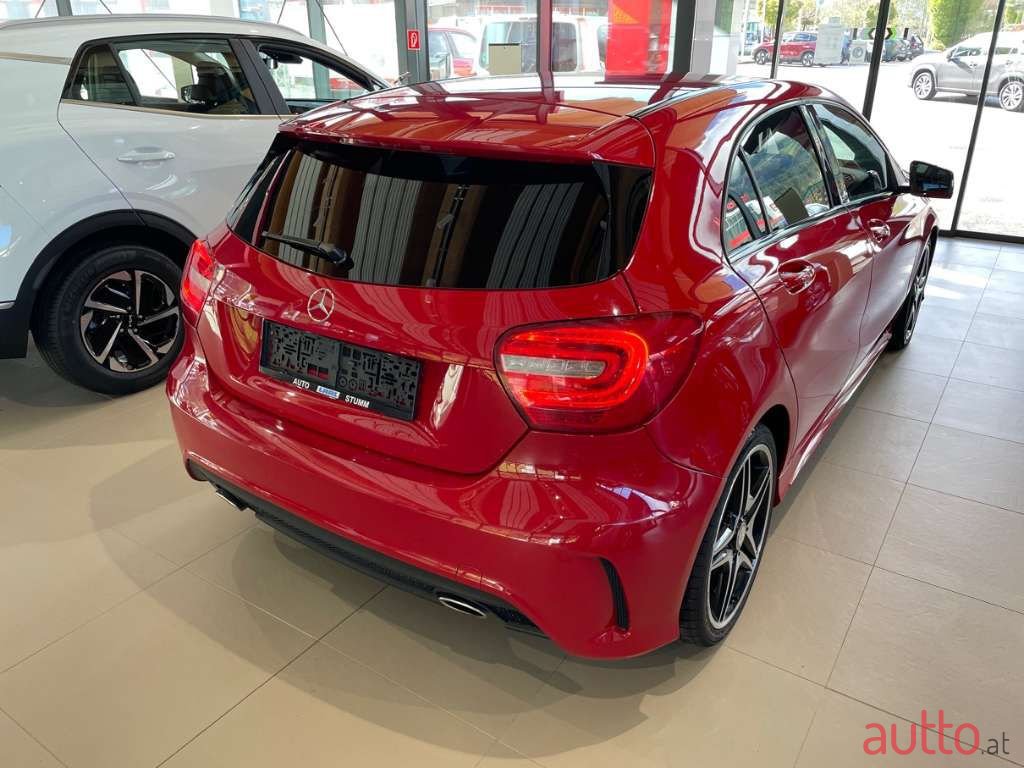 2012' Mercedes-Benz A-Klasse photo #1