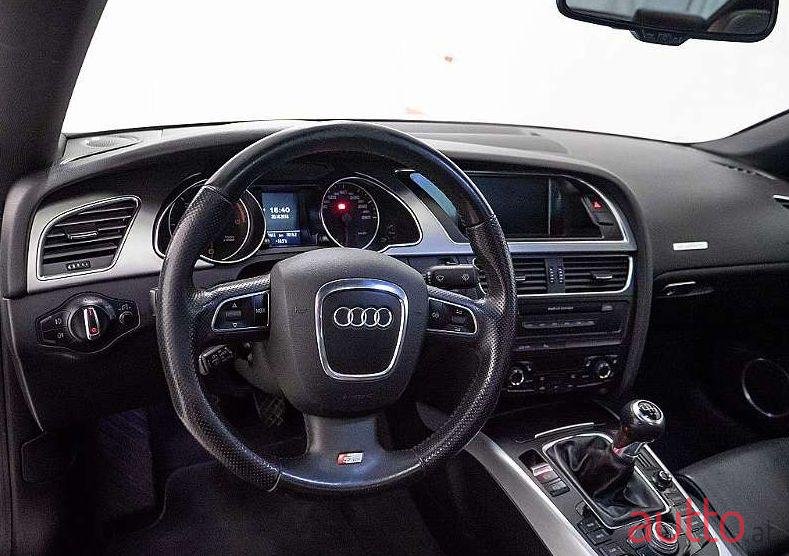 2007' Audi A5 photo #2