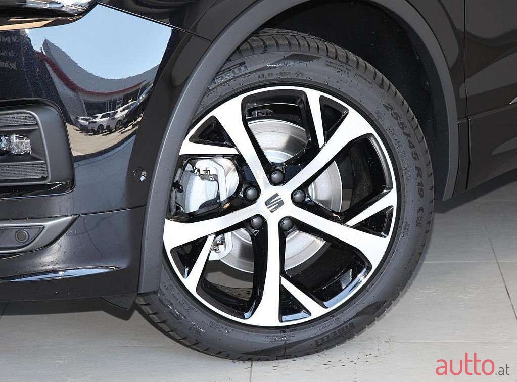 2023' SEAT Tarraco photo #2