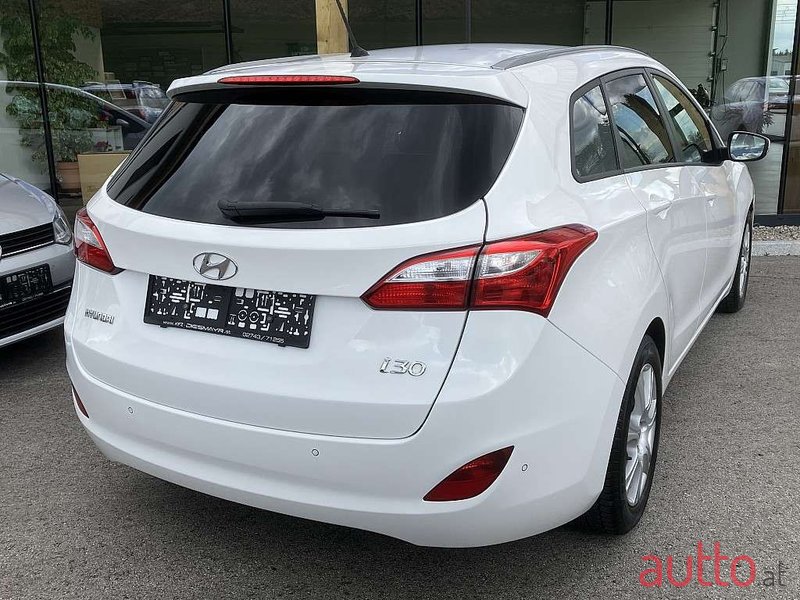 2014' Hyundai i30 photo #5