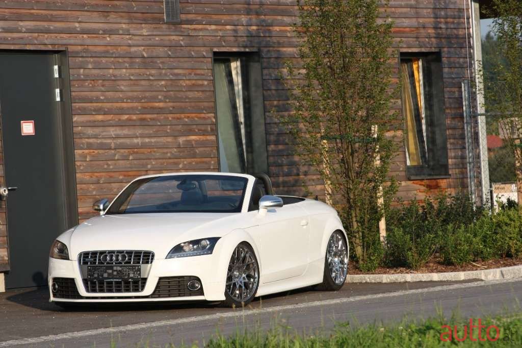 2010' Audi TT photo #3