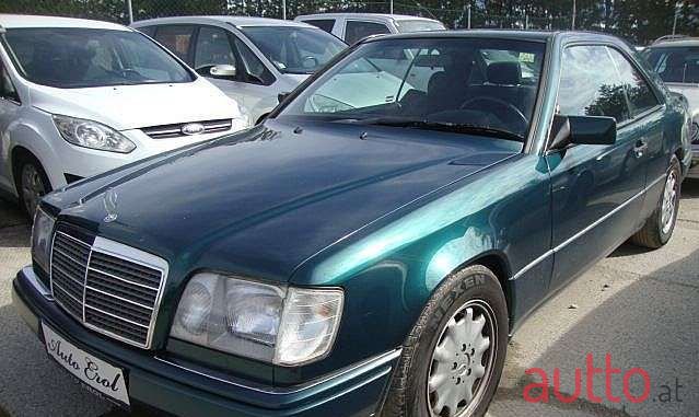 1995' Mercedes-Benz E-Klasse photo #1