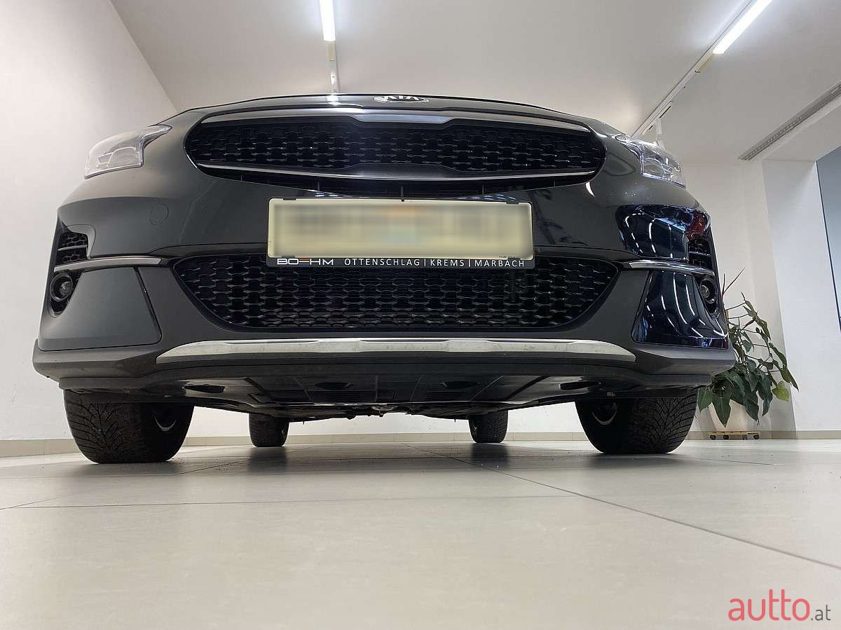 2019' Kia XCeed photo #4