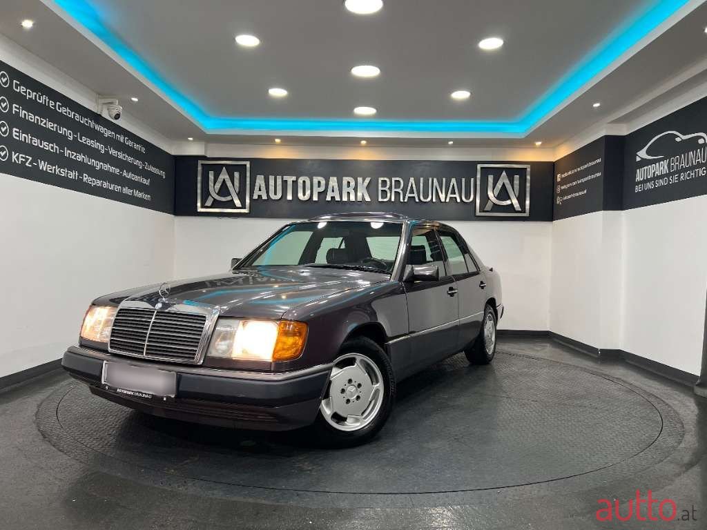 1993' Mercedes-Benz E-Klasse photo #1