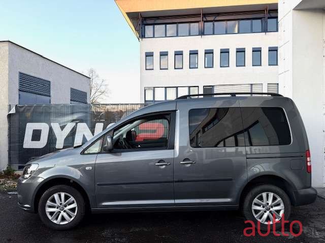 2012' Volkswagen Caddy photo #5