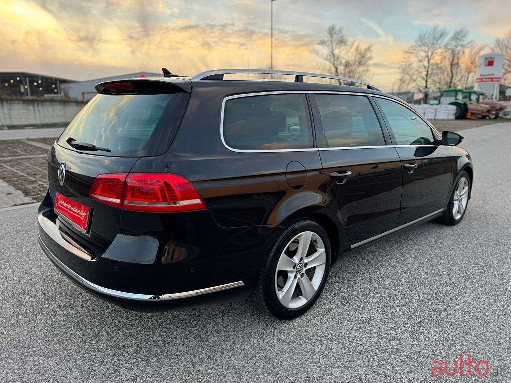 2012' Volkswagen Passat photo #6