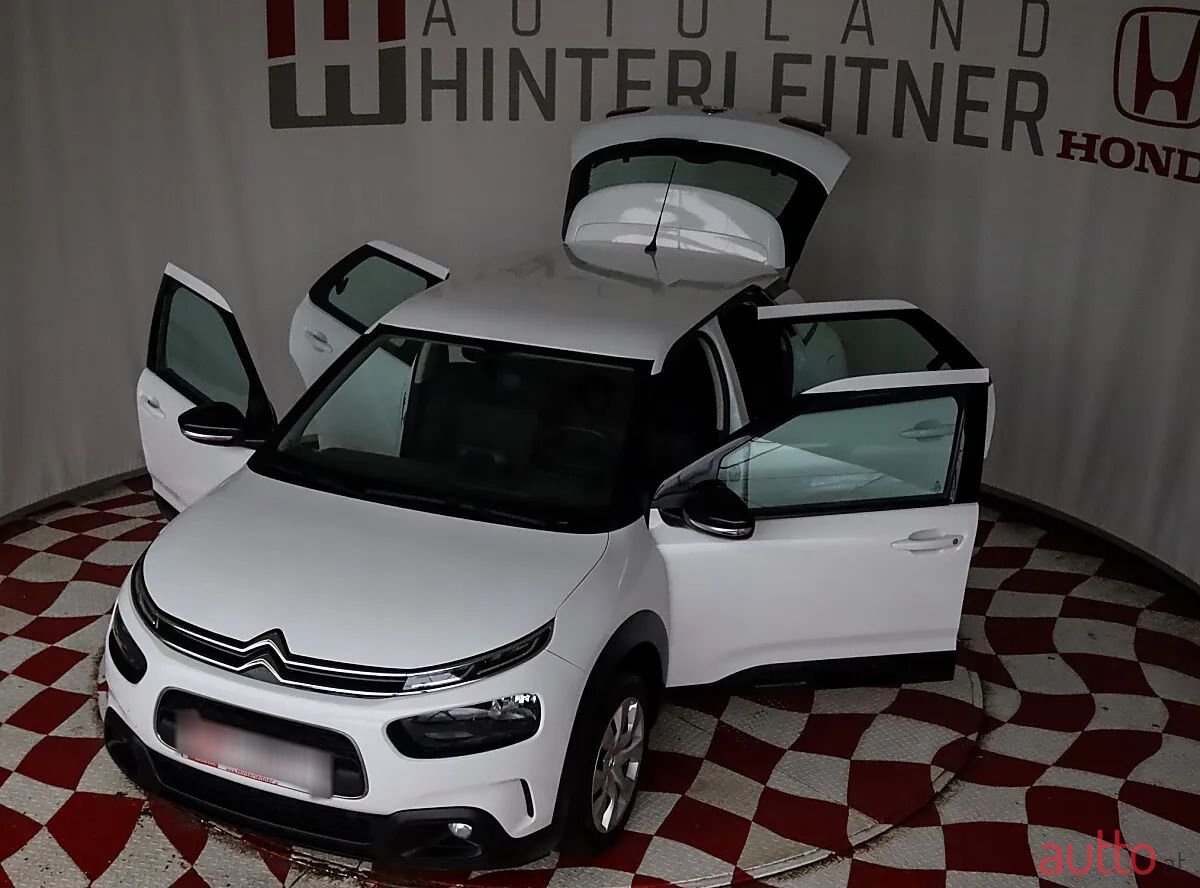 2019' Citroen C4 Cactus photo #3