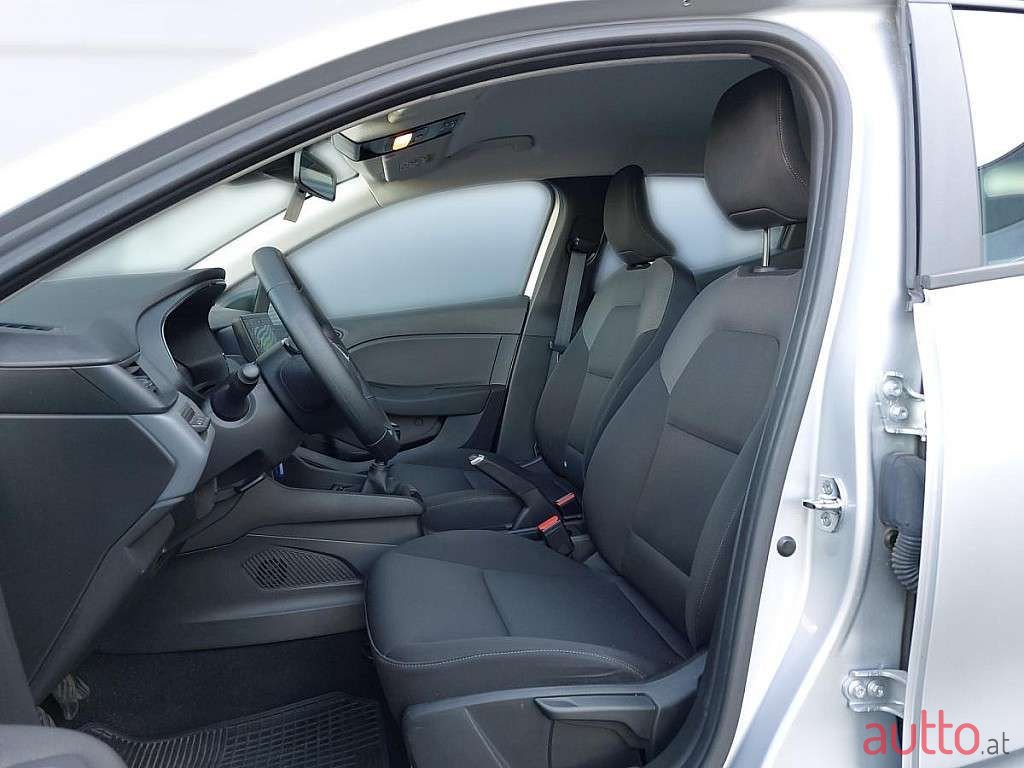 2022' Renault Clio photo #4