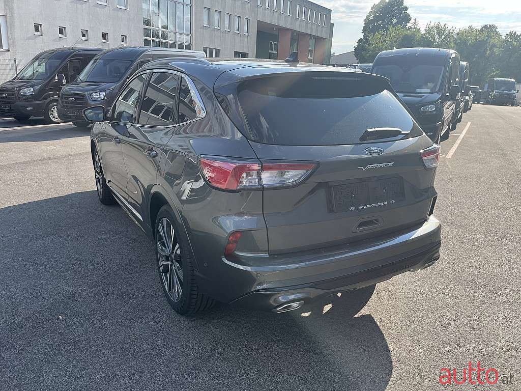 2023' Ford Kuga photo #4