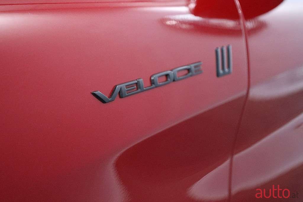 2020' Alfa Romeo Stelvio photo #5