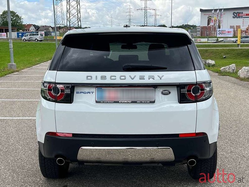 2016' Land Rover Discovery Sport photo #4