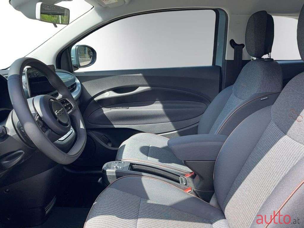 2021' Fiat 500 E photo #6