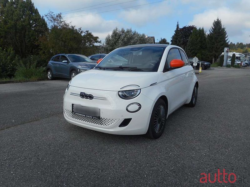 2021' Fiat 500 E photo #1