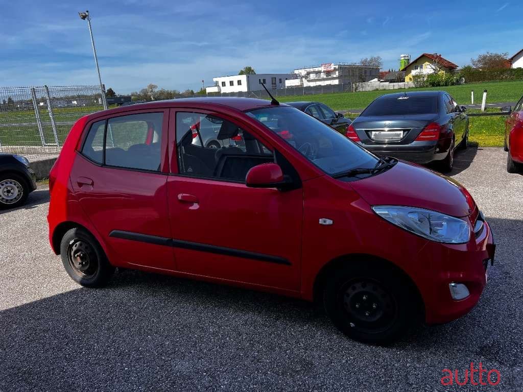 2012' Hyundai i10 photo #4