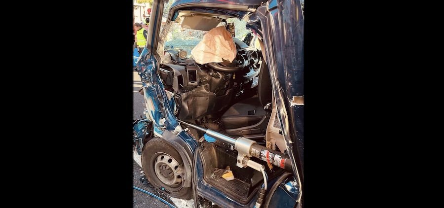 Lenker stirbt bei Auffahrunfall mit Lkw auf der A4