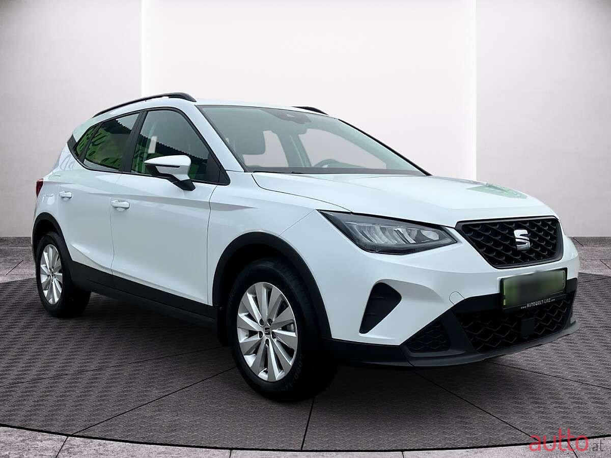 2024' SEAT Arona photo #2