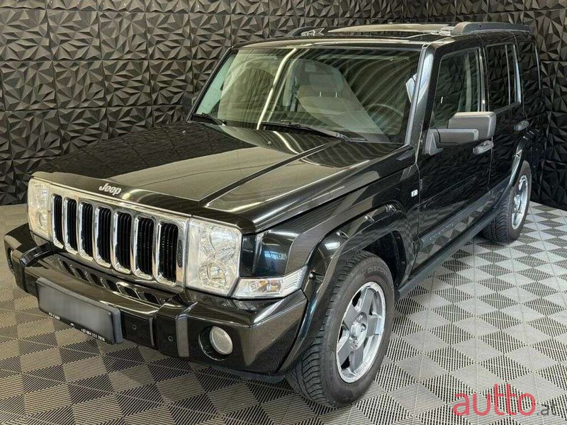 2006' Jeep Commander photo #3