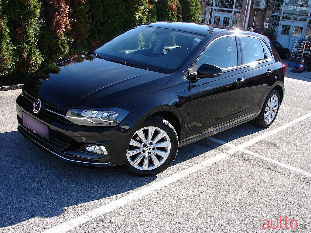 2018' Volkswagen Polo photo #1
